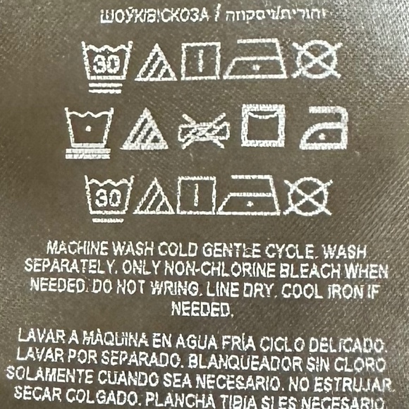 Men's GUESS Slim Fit Short Sleeve Collared Bowling Shirt - Size Men's L - Picture 14 of 14